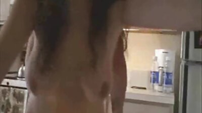 Anya Laura teszi xxx családi punci